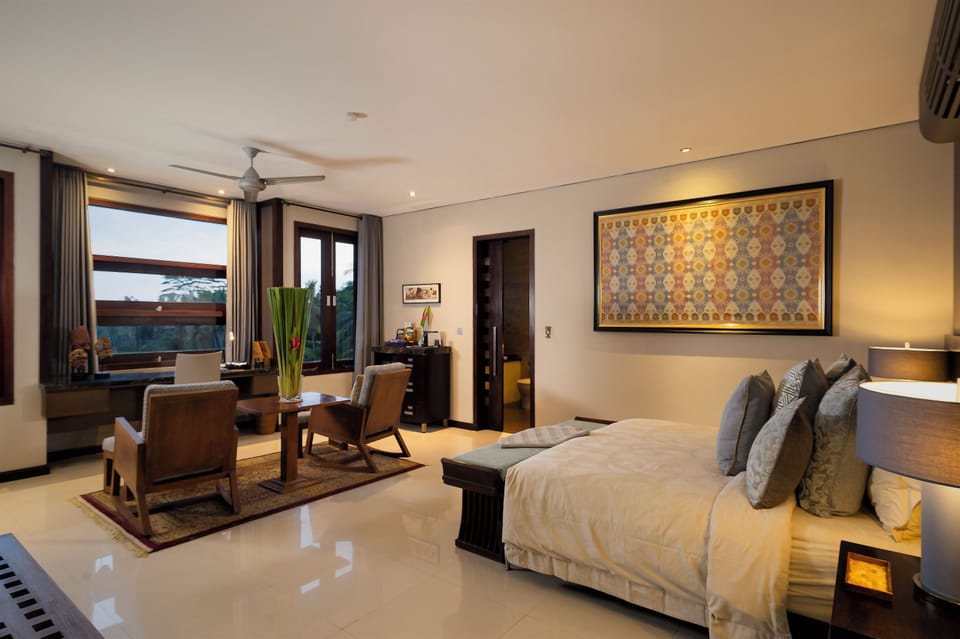 Sky Loft Suite | Egyptian cotton sheets, premium bedding, down comforters, pillowtop beds
