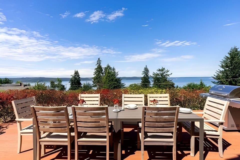 Dining room 5 image 2