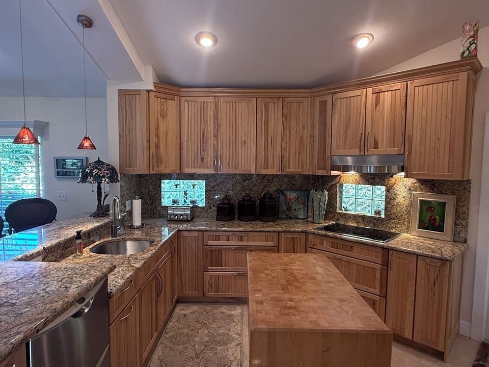 Solid Hickory Cabinets with Hi-End Appliances