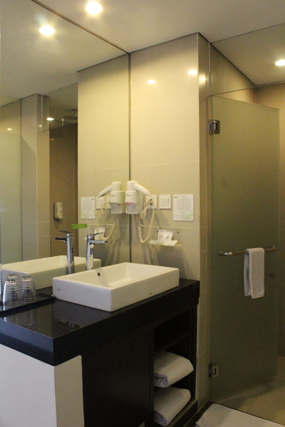 Shower, free toiletries, hair dryer, slippers