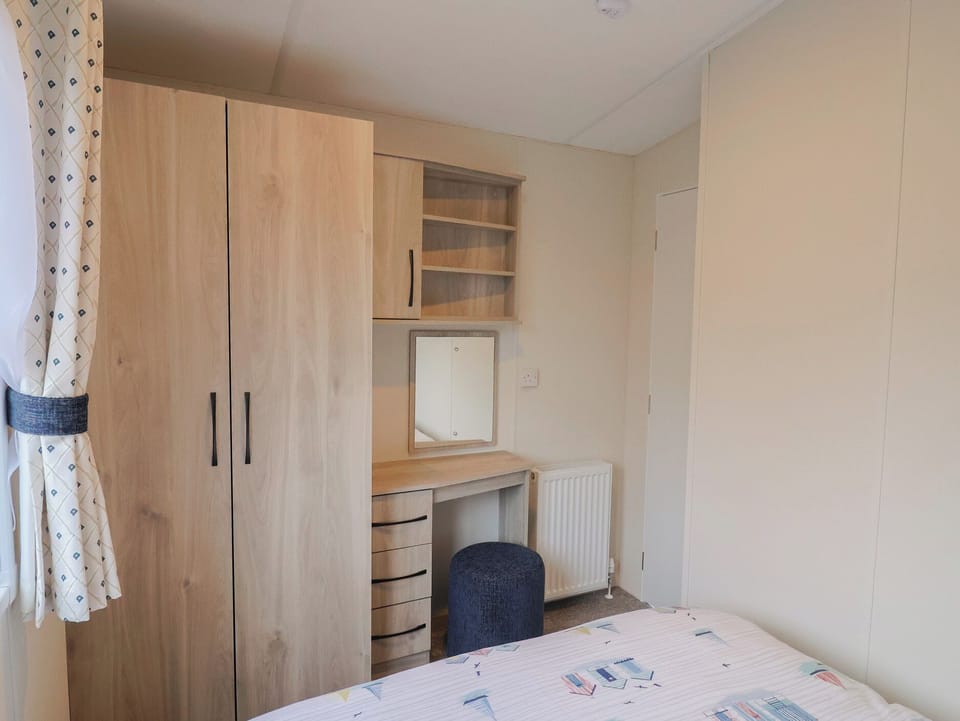 2 bedrooms, individually decorated, individually furnished, free WiFi