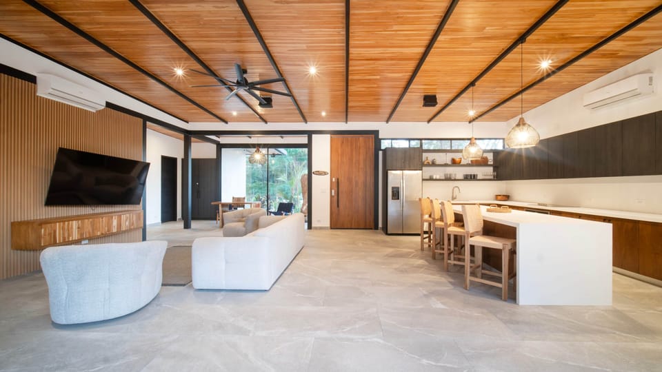 Living room and kitchen pool Villa Lux Grande