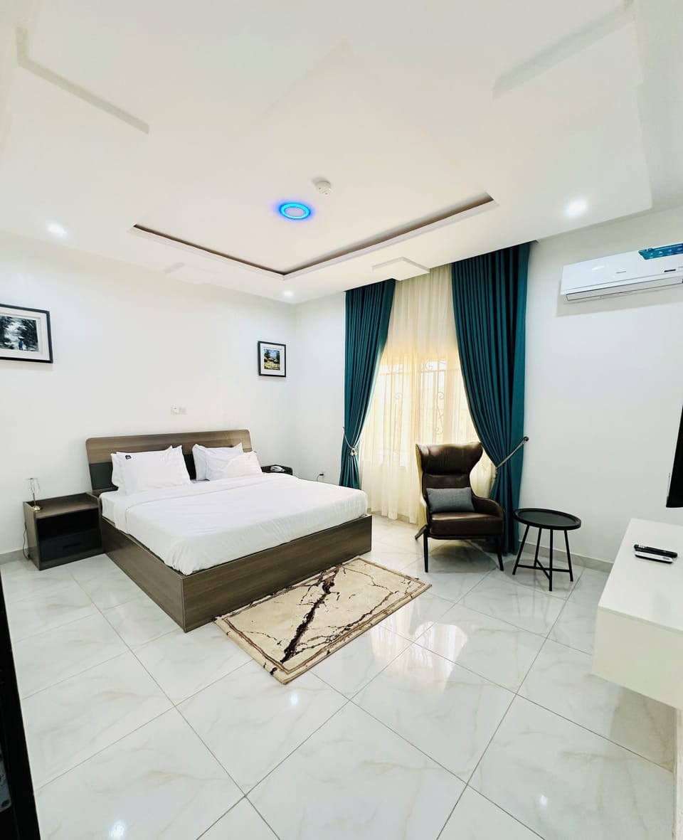 Standard Apartment, Balcony | Iron/ironing board, free WiFi