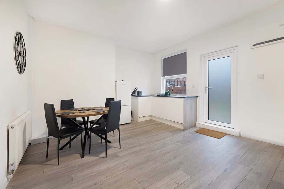 4-seater dining table for cosy gatherings and memorable meals.