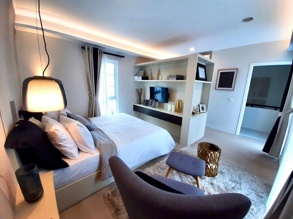 Family House, Private Pool, Courtyard View | Free WiFi
