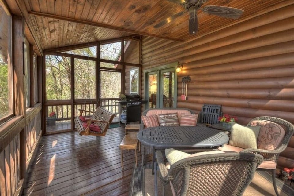 Main level deck