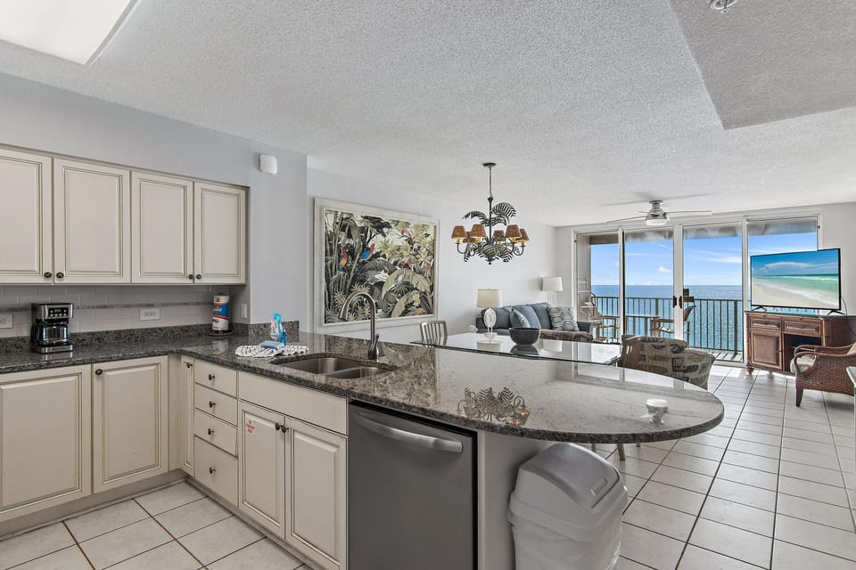 Condo, Multiple Beds (Island Princess 709) | Interior