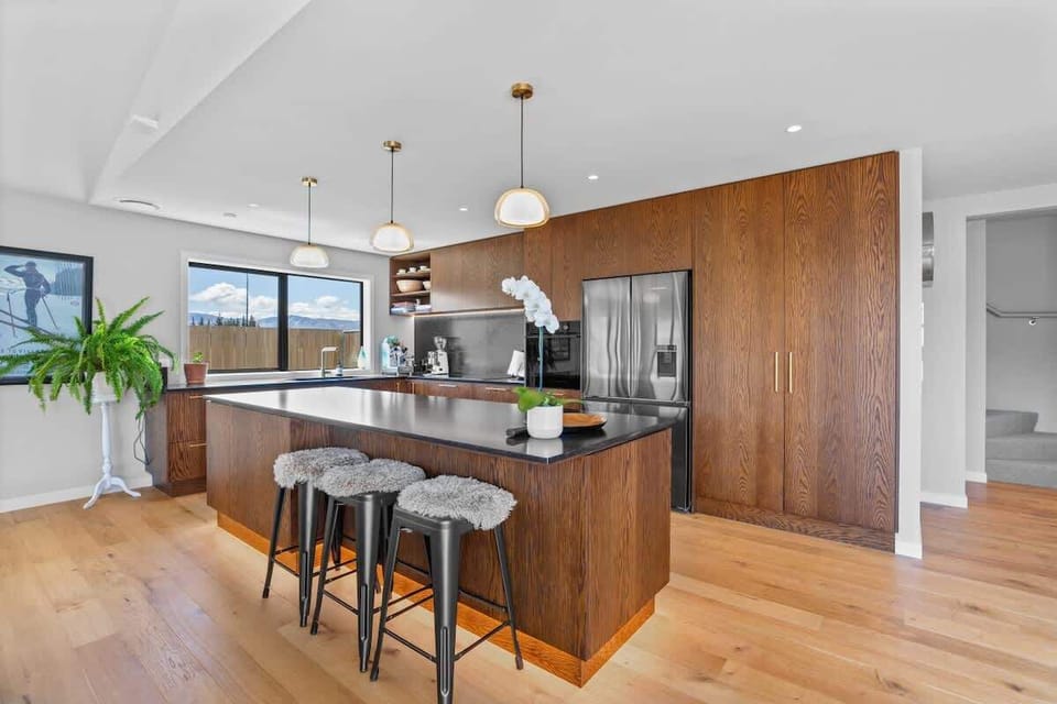 Spacious ully equipped kitchen 