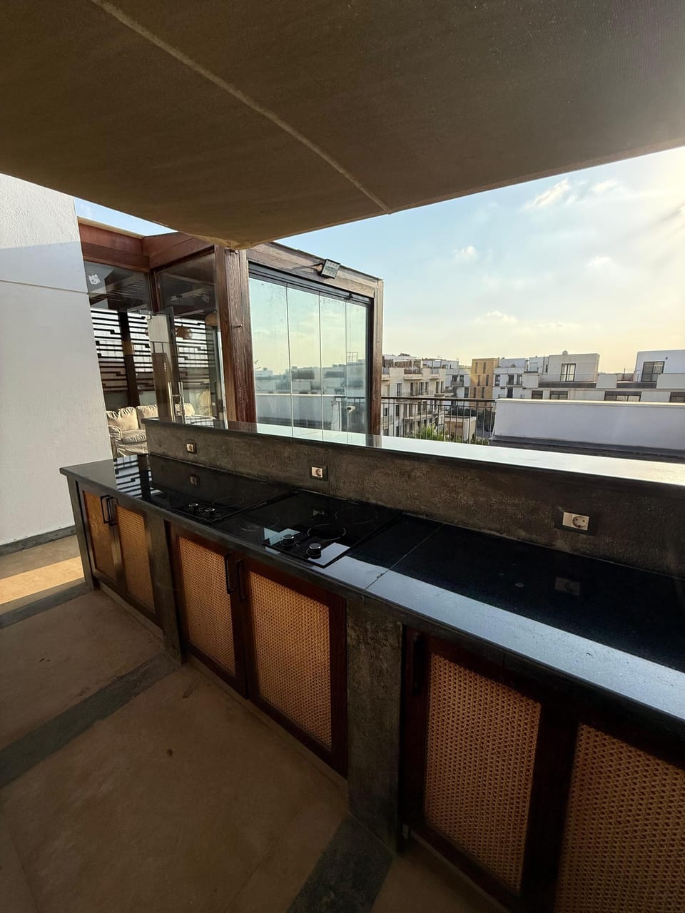 Studio, Lanai, Garden View | Private kitchen