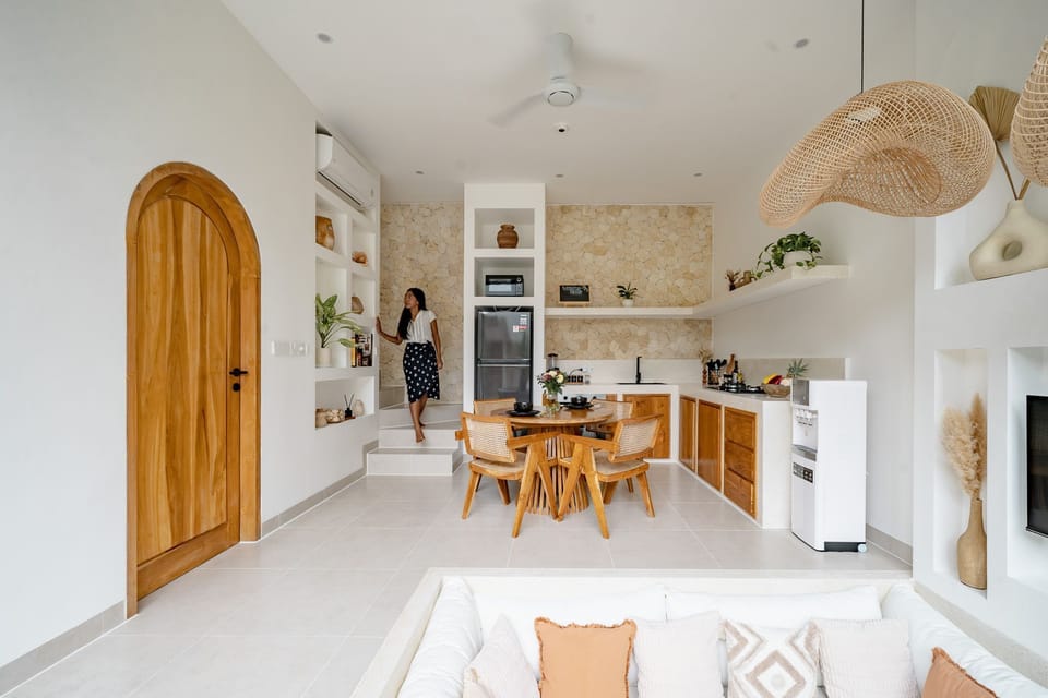 Deluxe Villa, 1 King Bed, Patio, Pool View | Living room | 43-inch TV with cable channels