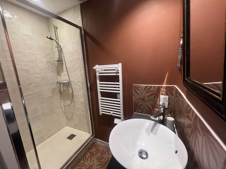 salle de bain églantine