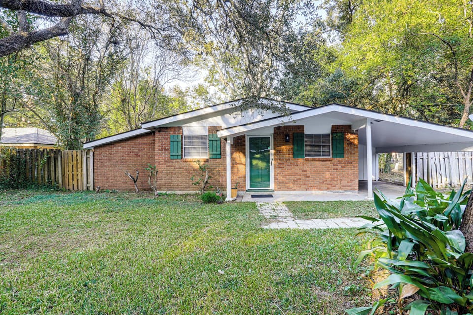 Property Exterior | Single-Story Home