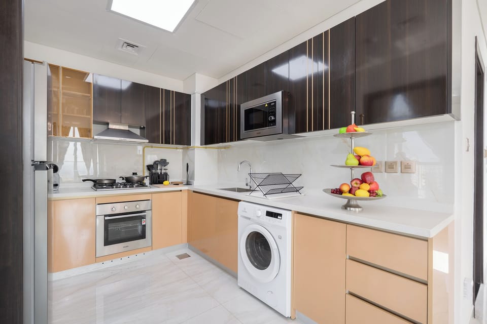 Luxury Apartment, Balcony, City View | Private kitchen | Full-size fridge, microwave, oven, stovetop