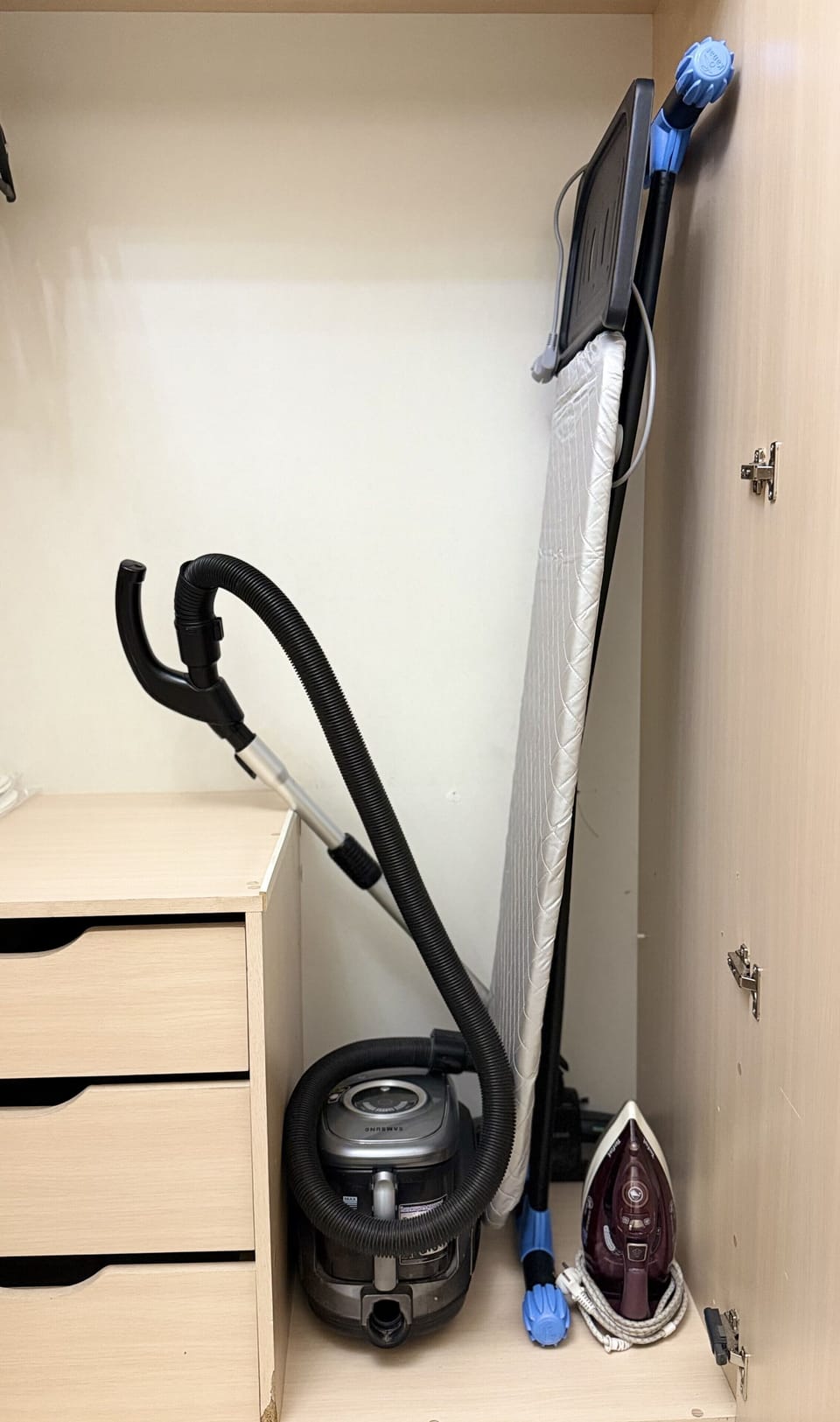 Luxury Apartment, Balcony, City View | Iron/ironing board
