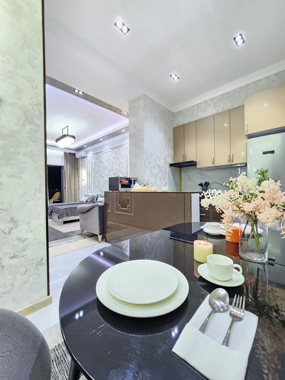 Comfort Apartment, Multiple Beds, Kitchen, City View | Private kitchen | Fridge, microwave, stovetop, dishwasher