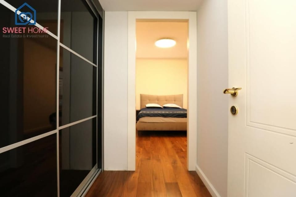 Apartment, Balcony, Sea View | Desk, laptop workspace, iron/ironing board, free WiFi