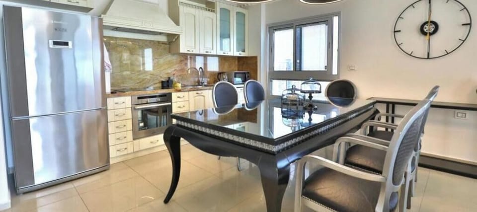 Apartment, Balcony, Sea View | Living area | Flat-screen TV