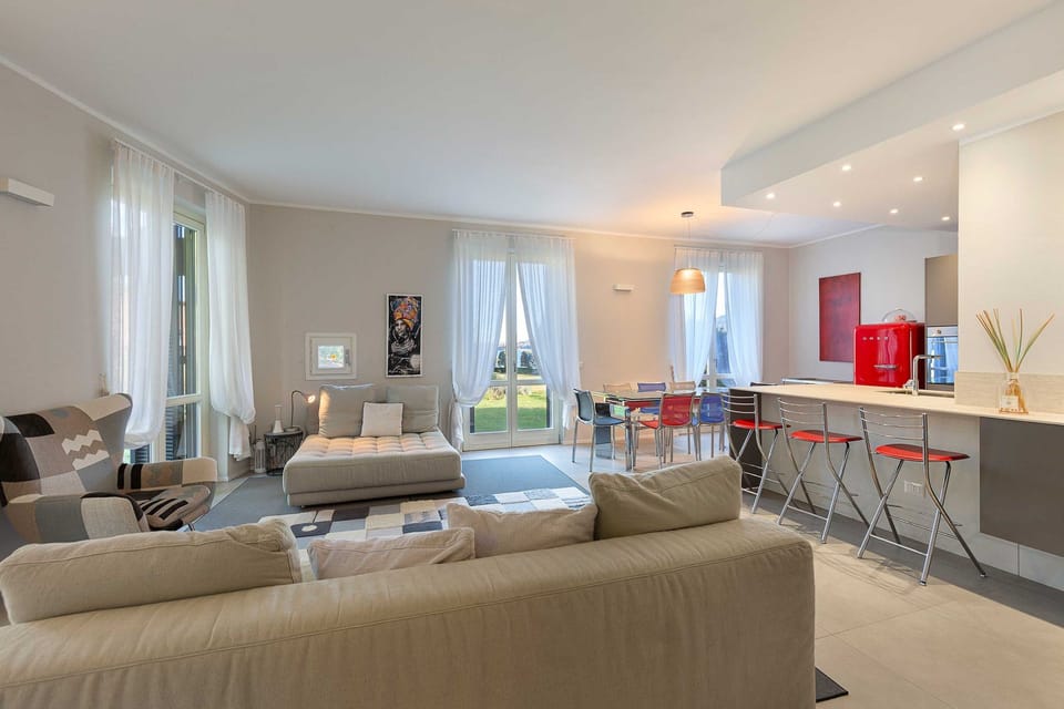 Villa, 3 Bedrooms, Patio, Garden View | Living room