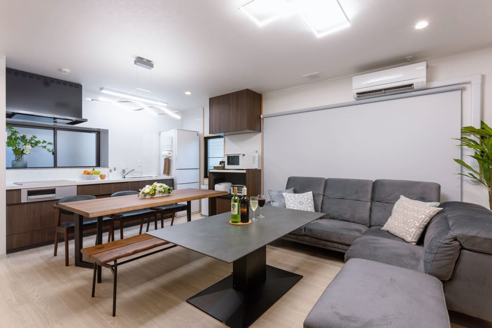 Living & Dining