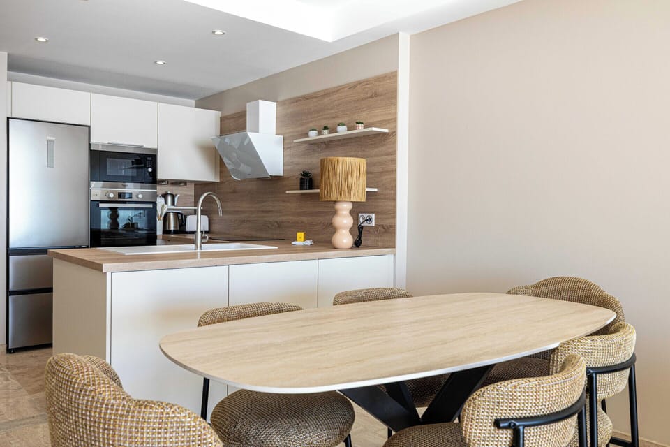 Apartment | Dining