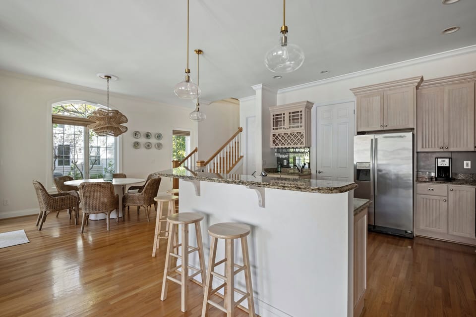 Kitchen and table common area.