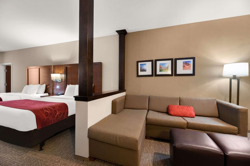 2 Queen beds and 1 Double Sofa Bed, Accessible, Non Smoking | Desk, iron/ironing board, free WiFi, bed sheets