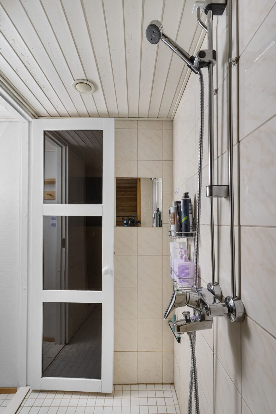 We`ve ensured your comfort by providing shampoo, conditioner, and shower gel, so you have fewer things to pack!