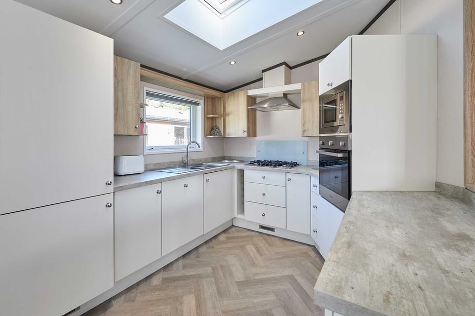 House | 2 bedrooms, desk, Internet