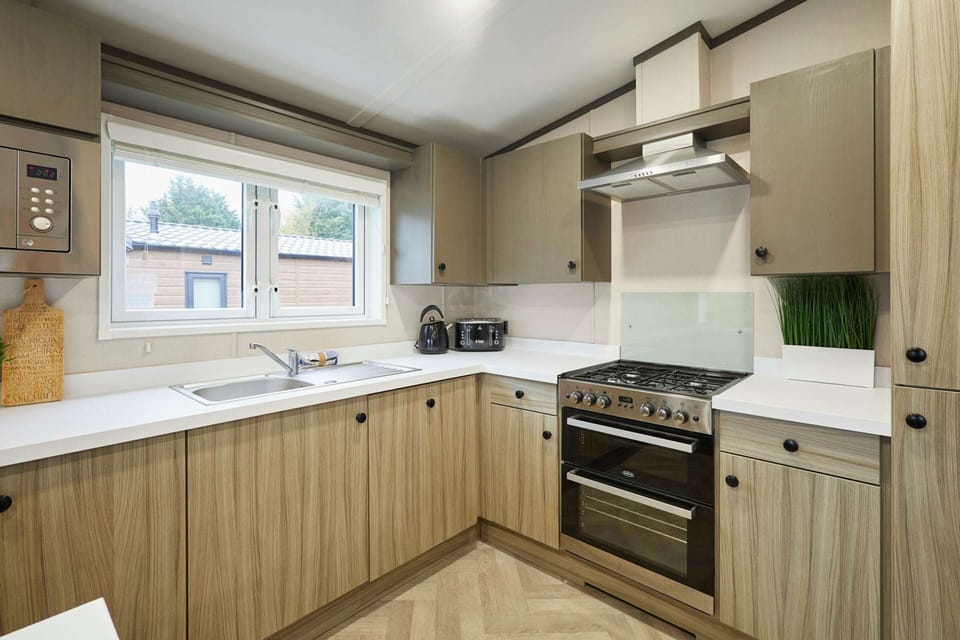 House | 2 bedrooms, desk, Internet