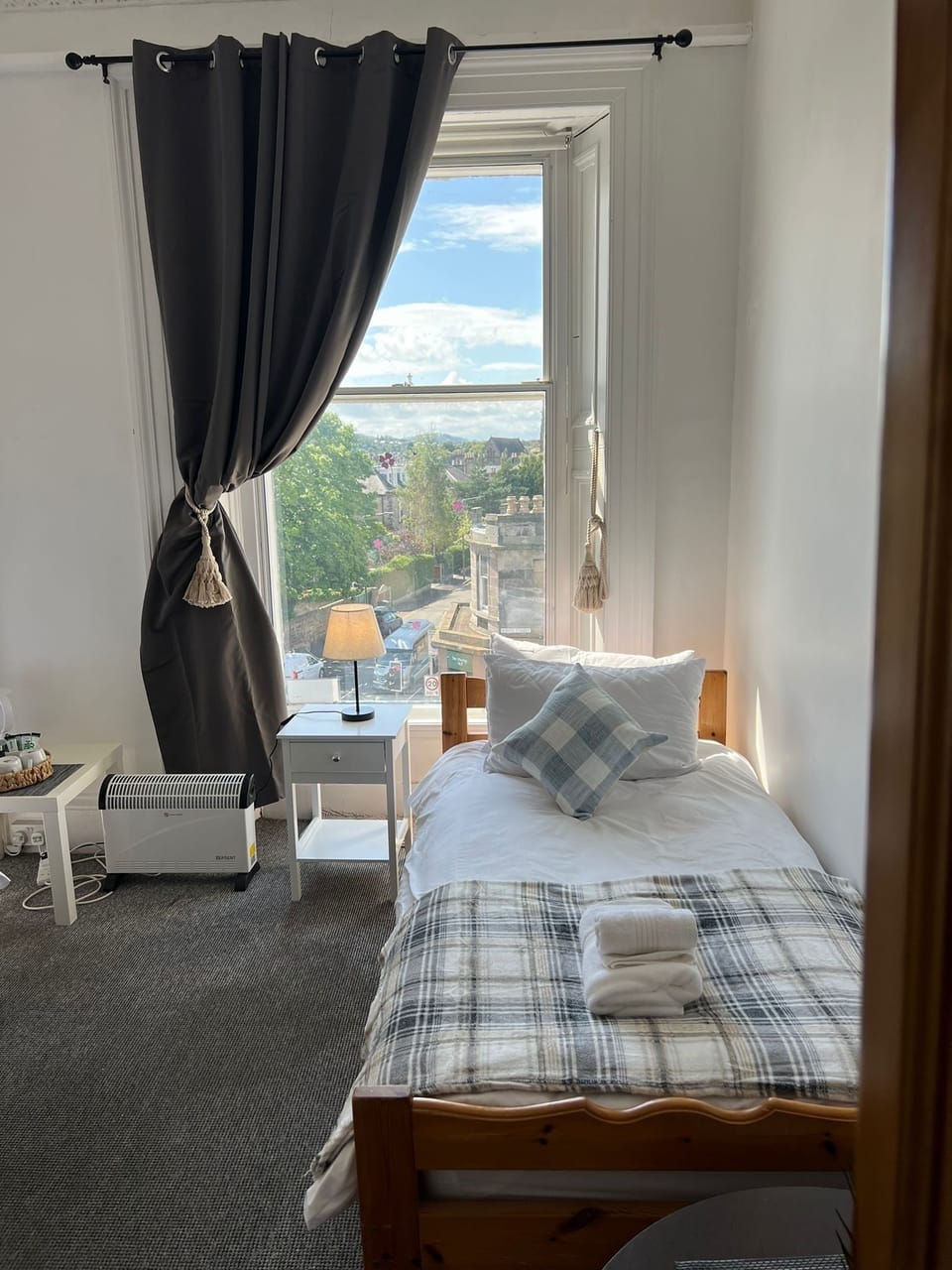 Standard Single Room, Shared Bathroom | Free WiFi