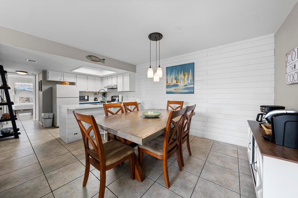 Condo, Multiple Beds (Romar Village 322) | Dining