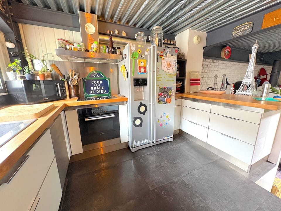 Private kitchen