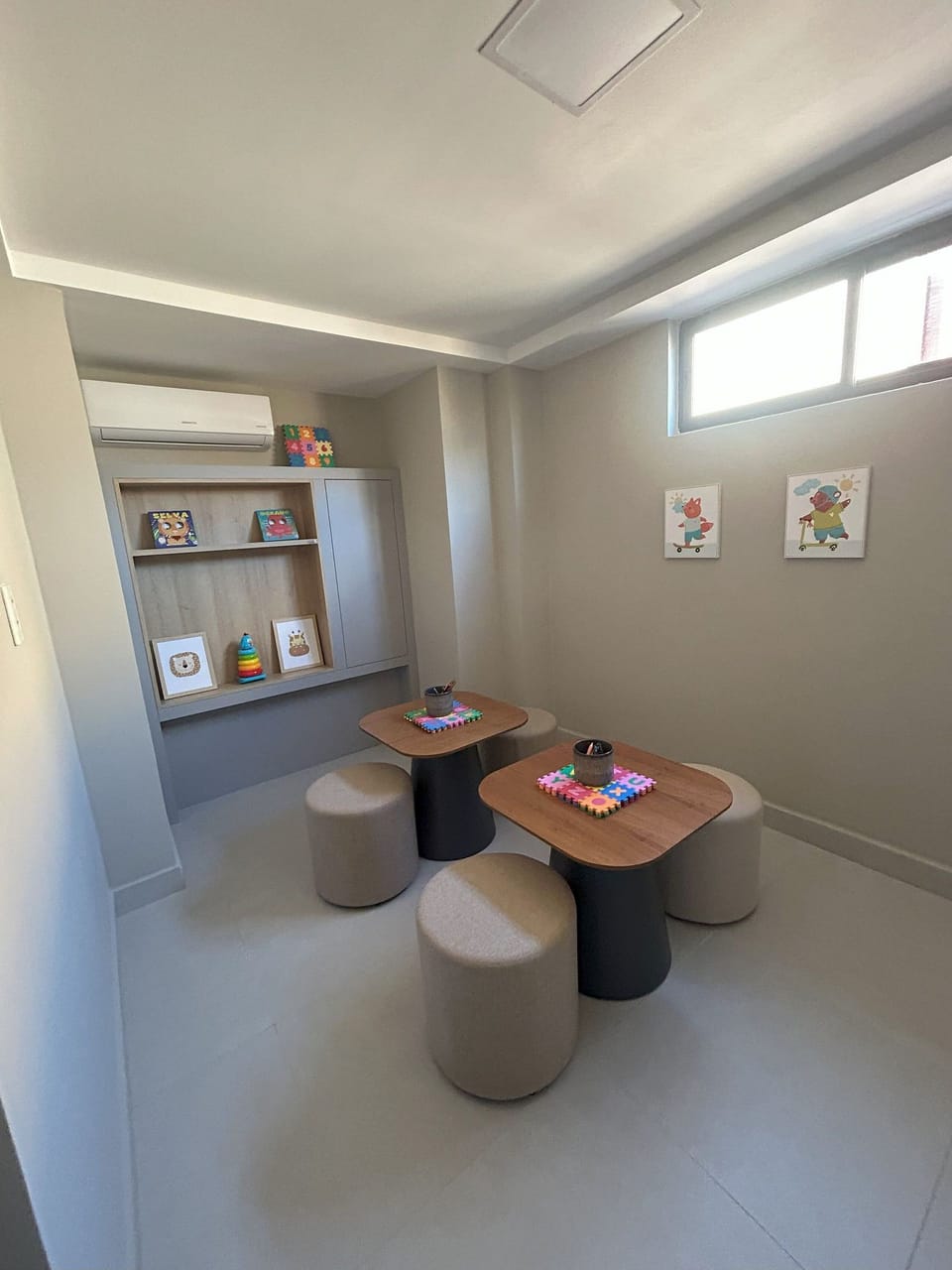 Basic Studio | Dining