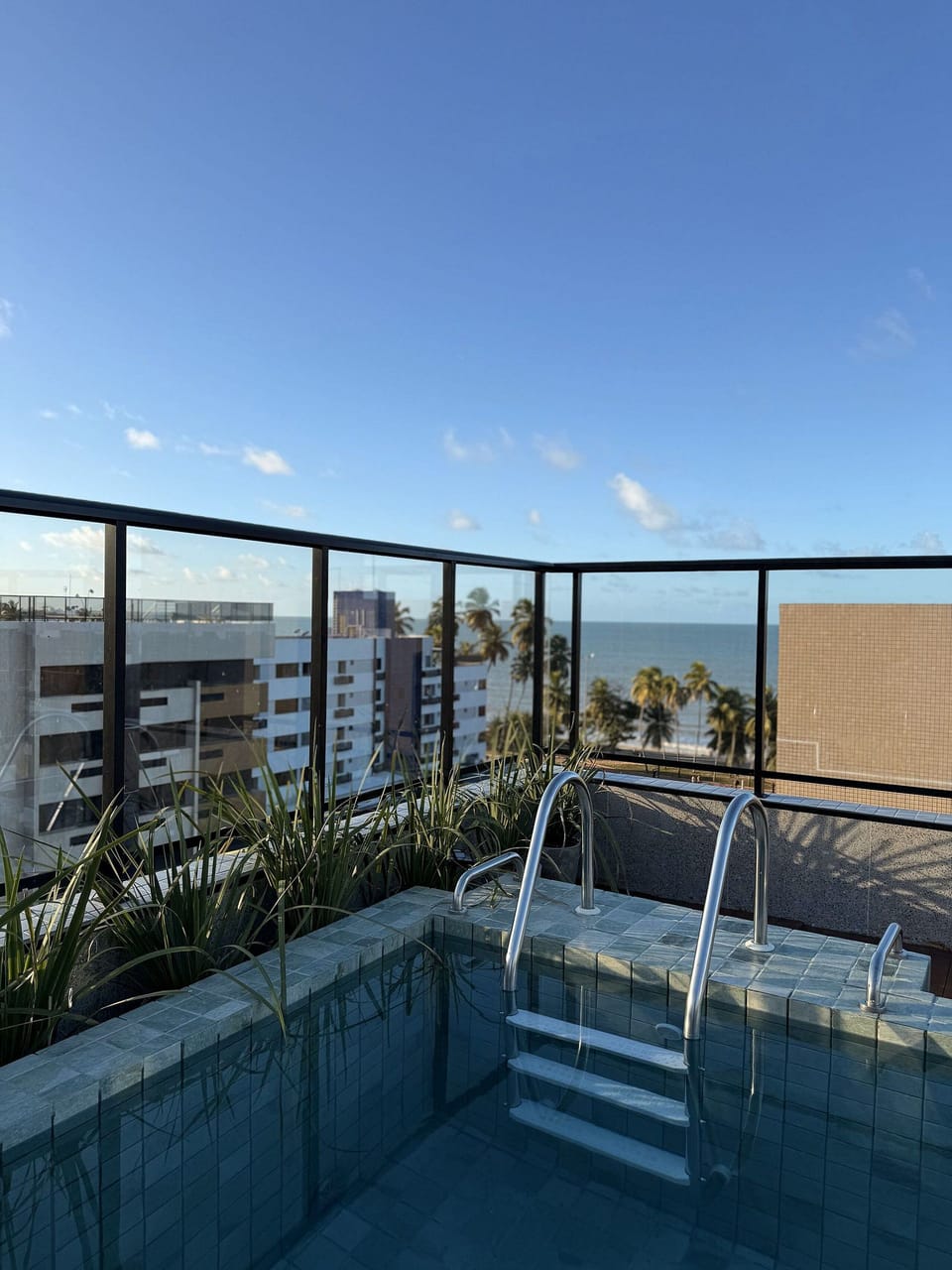 Basic Studio | Pool | Outdoor pool
