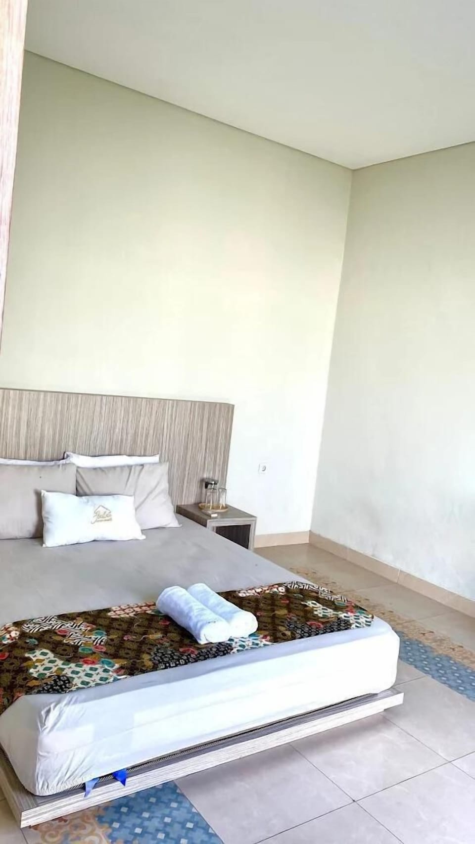 Standard Double Room | WiFi (free)
