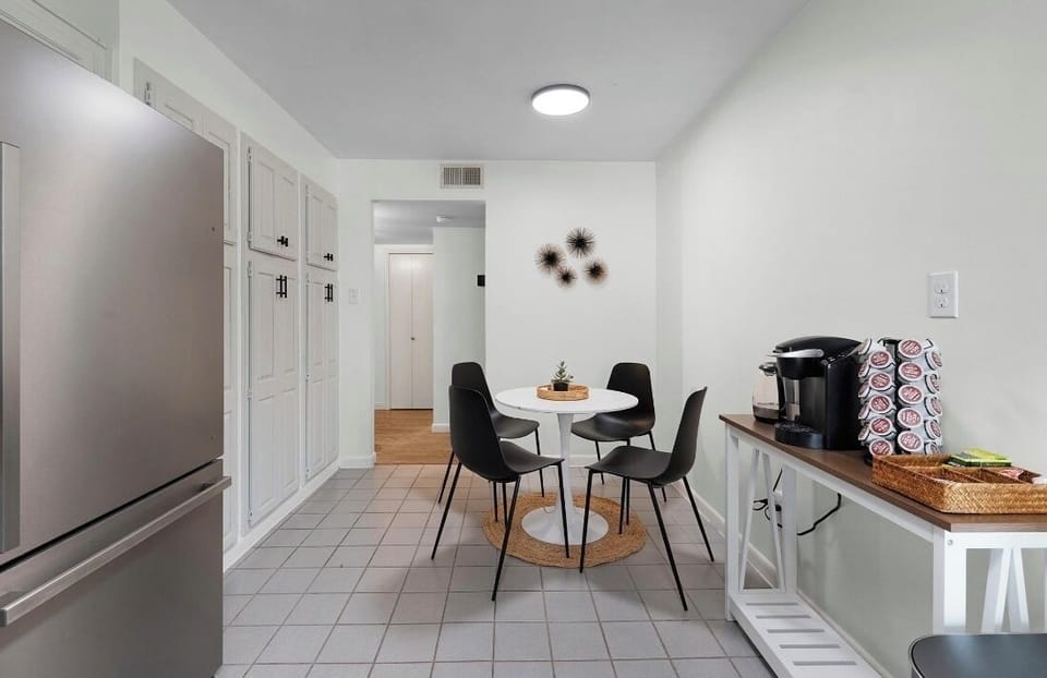 Breakfast Nook