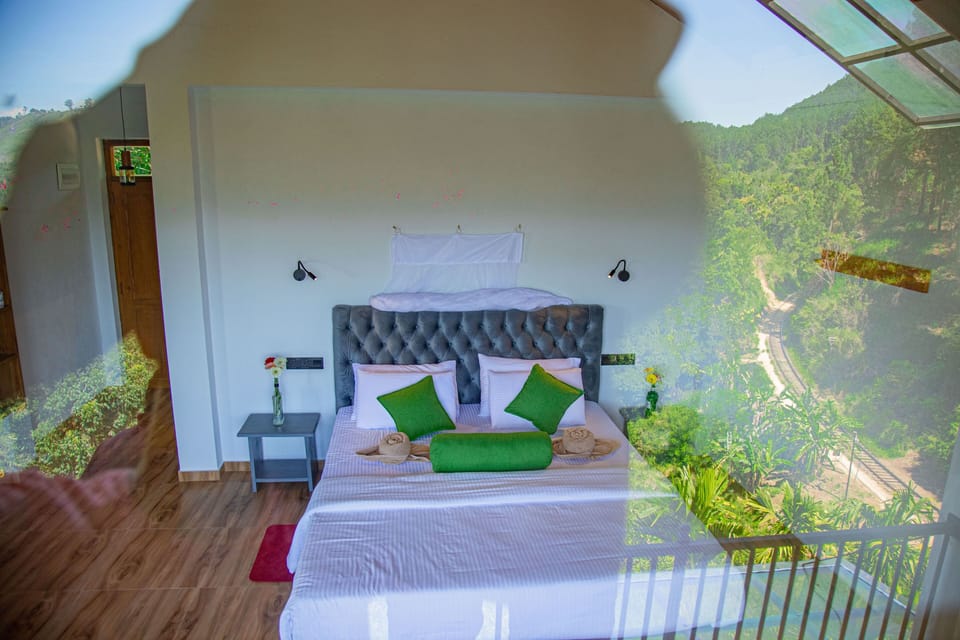 Deluxe Double Room, Air conditioning, Mountain View | Mountain view