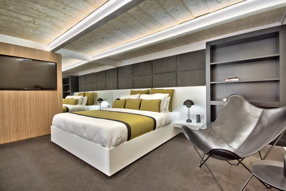 Honeymoon Duplex (Family Suite) | Hypo-allergenic bedding available, minibar, in-room safe, desk