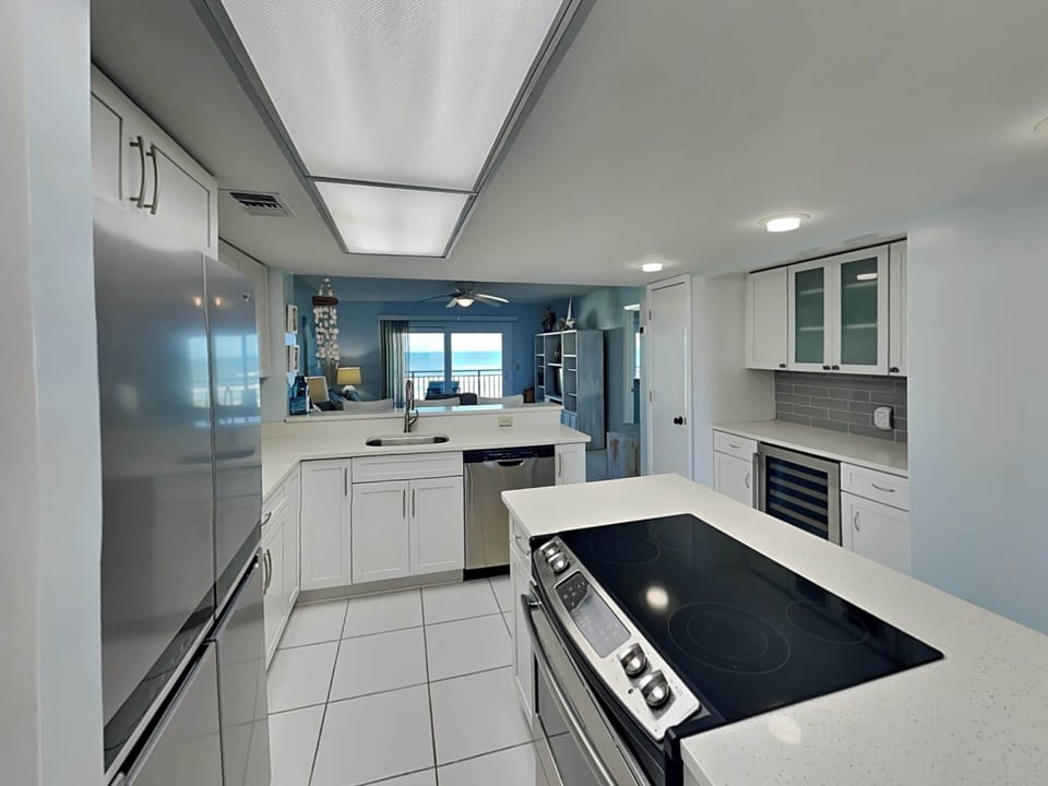 Condo (2 Bedrooms) | Property amenity