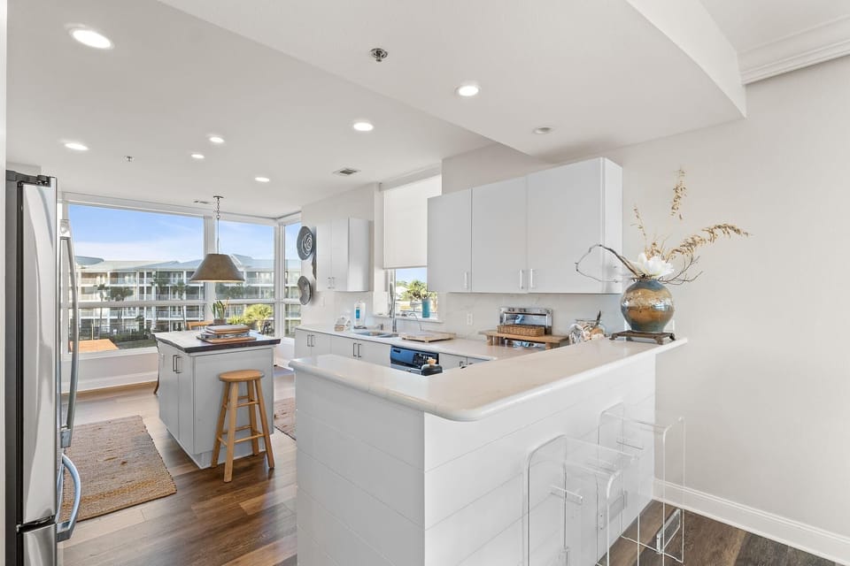 Condo, Multiple Beds (La Playa 201) | Private kitchen | Oven, toaster