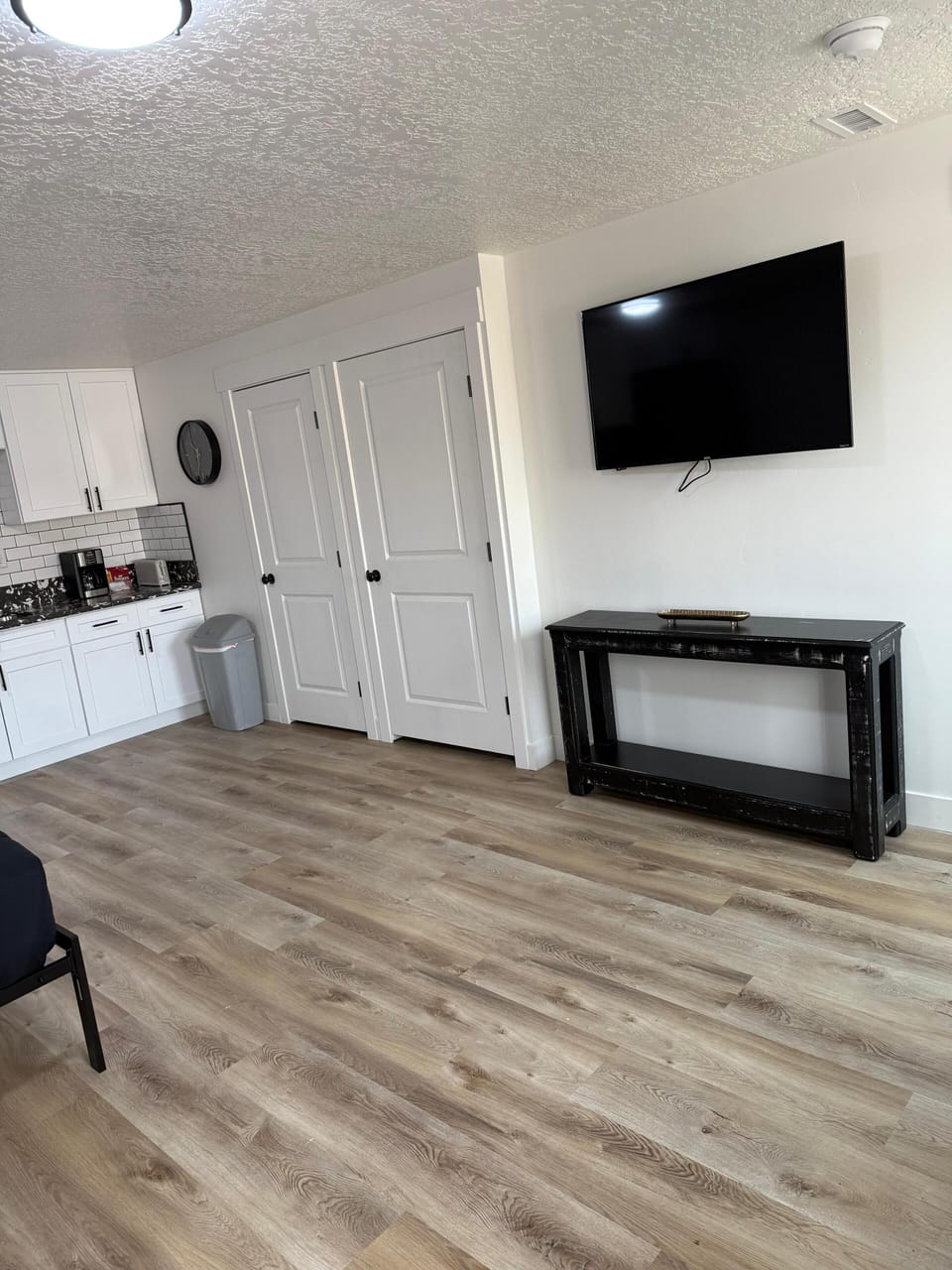 Studio Suite, Kitchenette | Interior