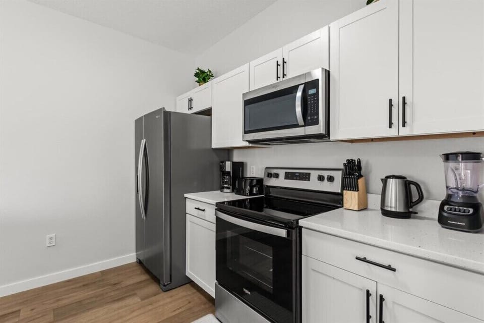 4701OrmondBeachWay(7)