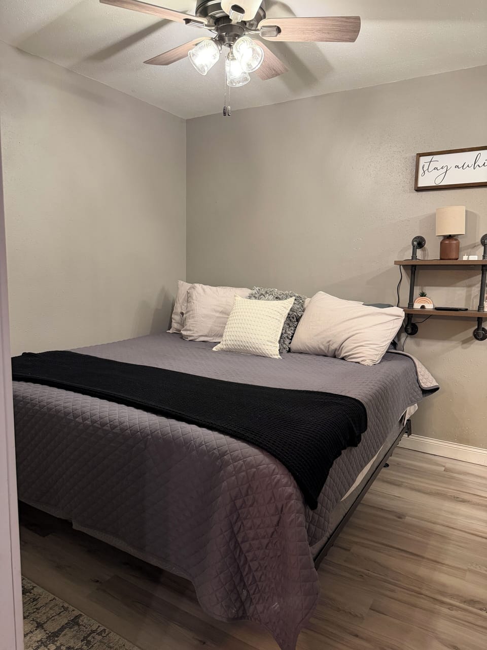 King size bed