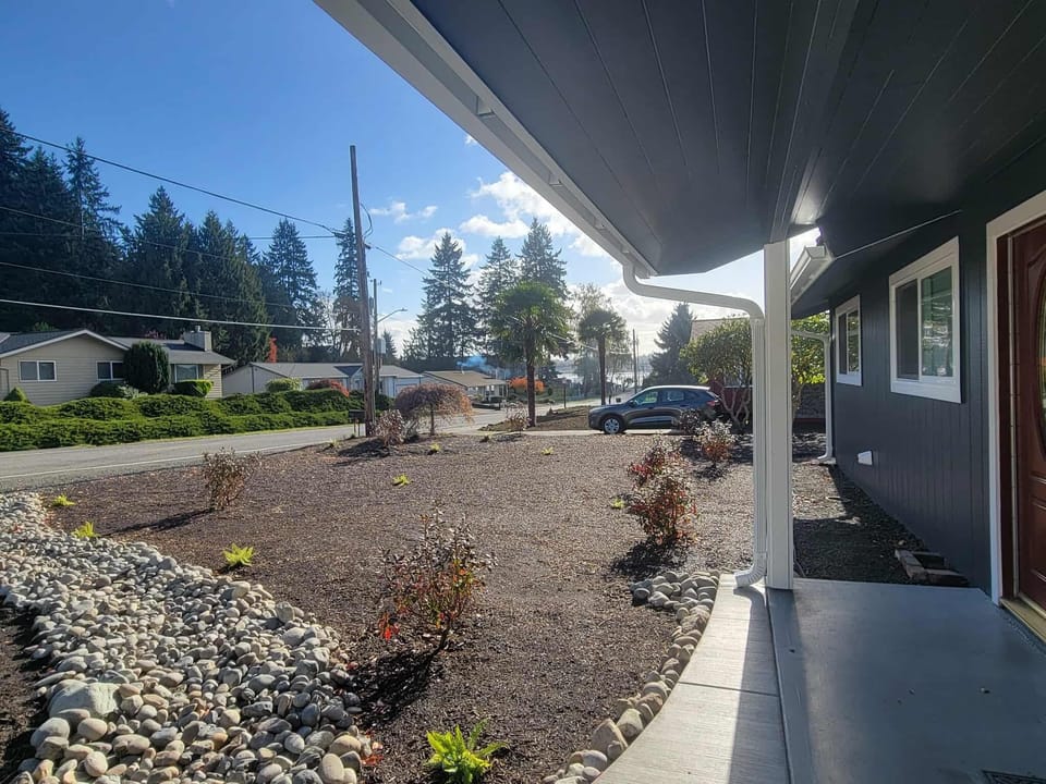 Front of House facing road