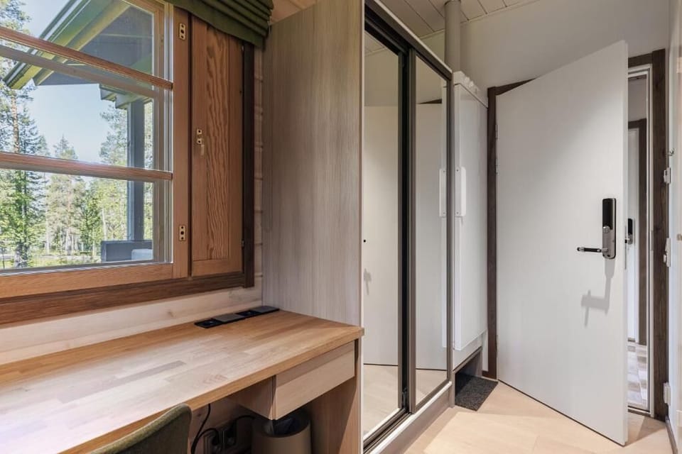 Double Room, 1 Double Bed, Private Bathroom, Garden View | Interior