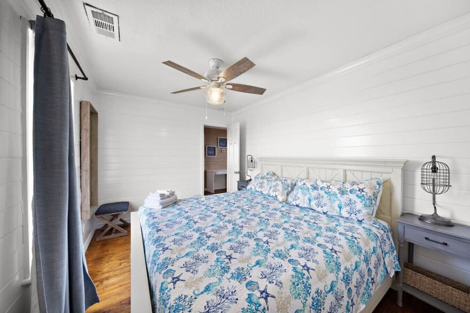 Imagine drifting off to sleep in this bedroom