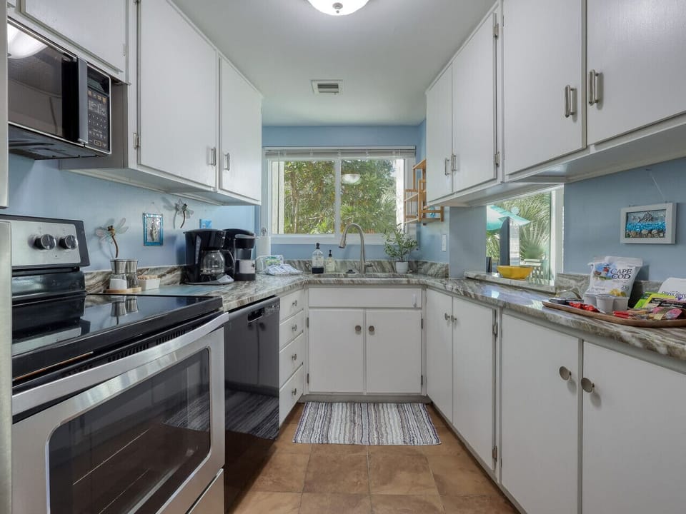 Fully Stocked Kitchen for Easy Vacation Cooking