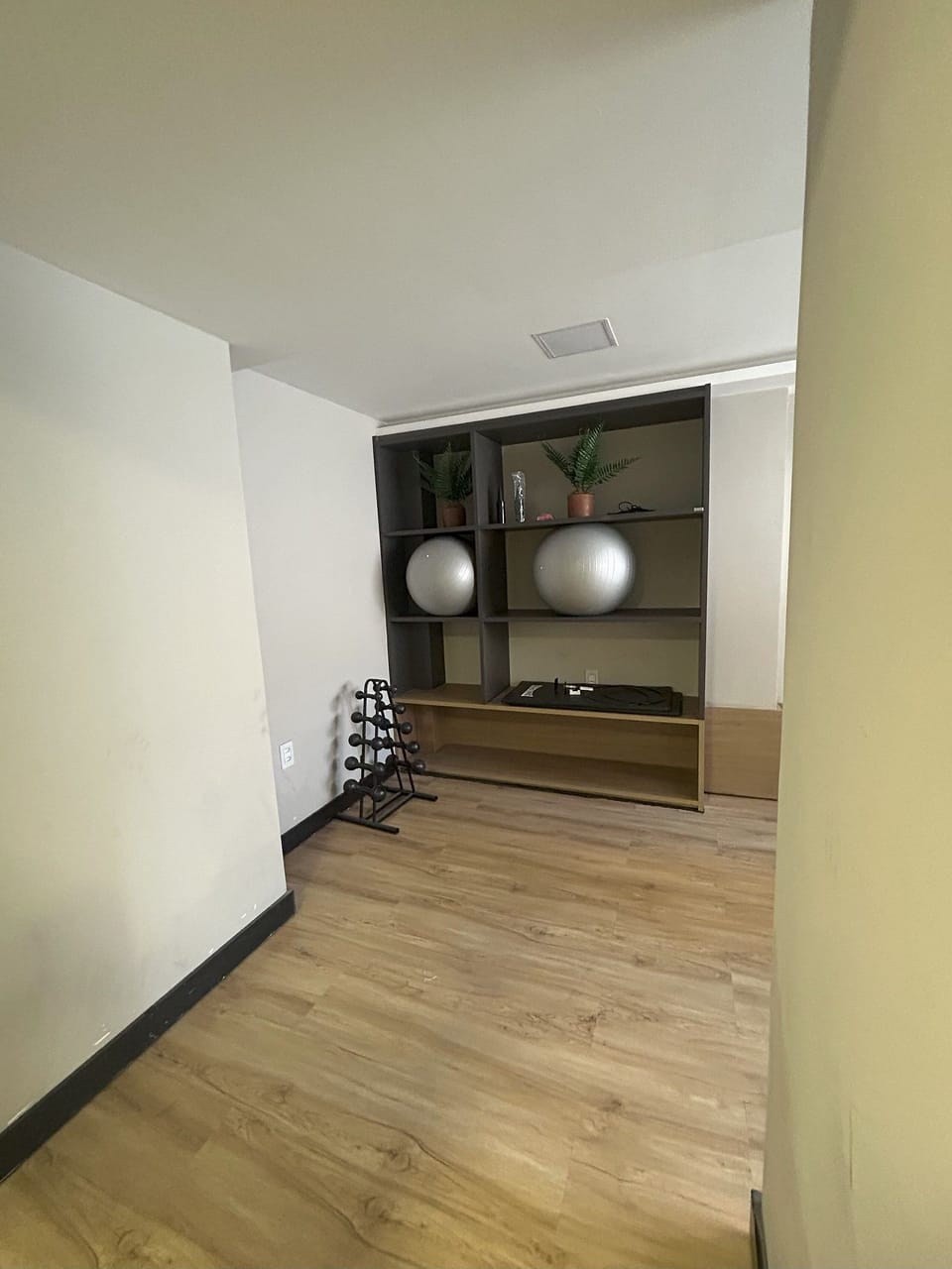 Basic Studio | Interior