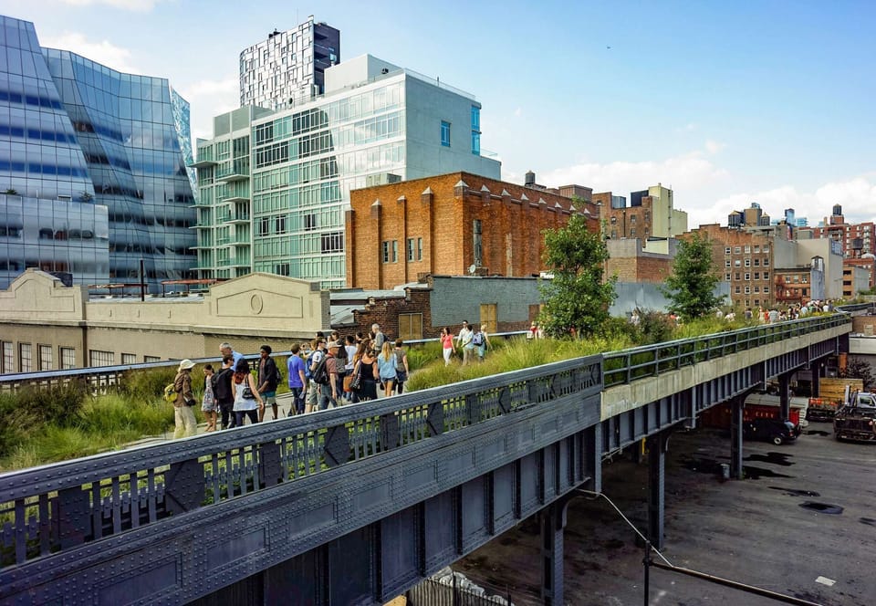 The High Line – Approx. 0.8 miles (~15 min walk)