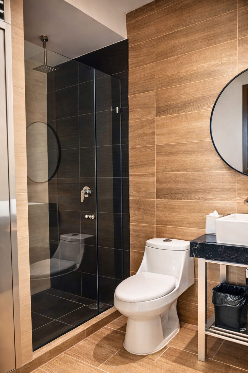 Premium Suite, City View | Bathroom | Shower, rainfall showerhead, hair dryer (on request), towels